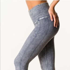 Avocado Avomuse Vintage Air Leggings